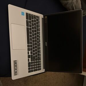 Meet your Posher, Chrishon